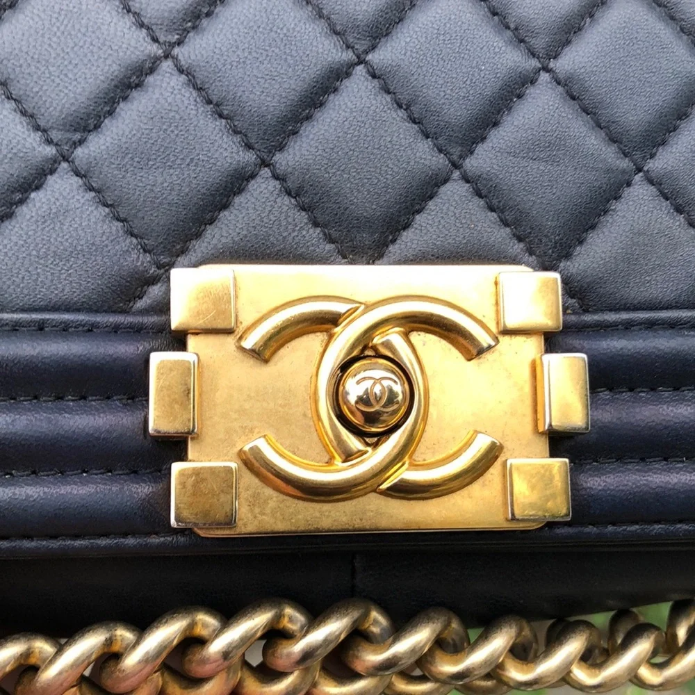 💎✨ celebrity ✨💎 Chanel boy bag quilted 25 crossbody - Picture 9 of 16